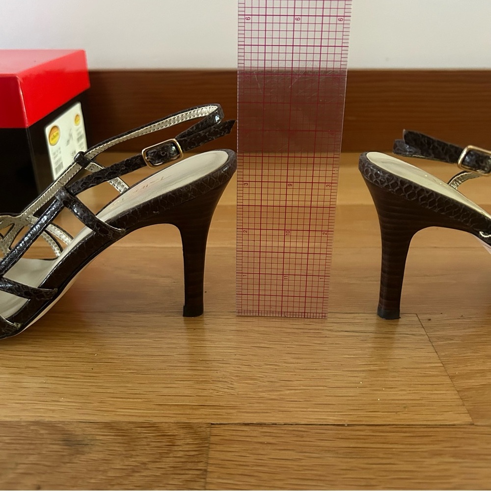 NWT Dark Brown Leather Strappy Heels - Picture 8 of 11